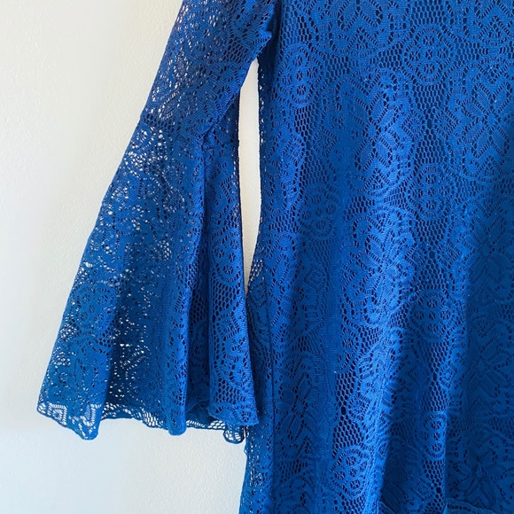 Banquet Dress - Picture 2 of 6